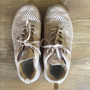 Women's Rose APL Techloom Pro Knit Sneakers